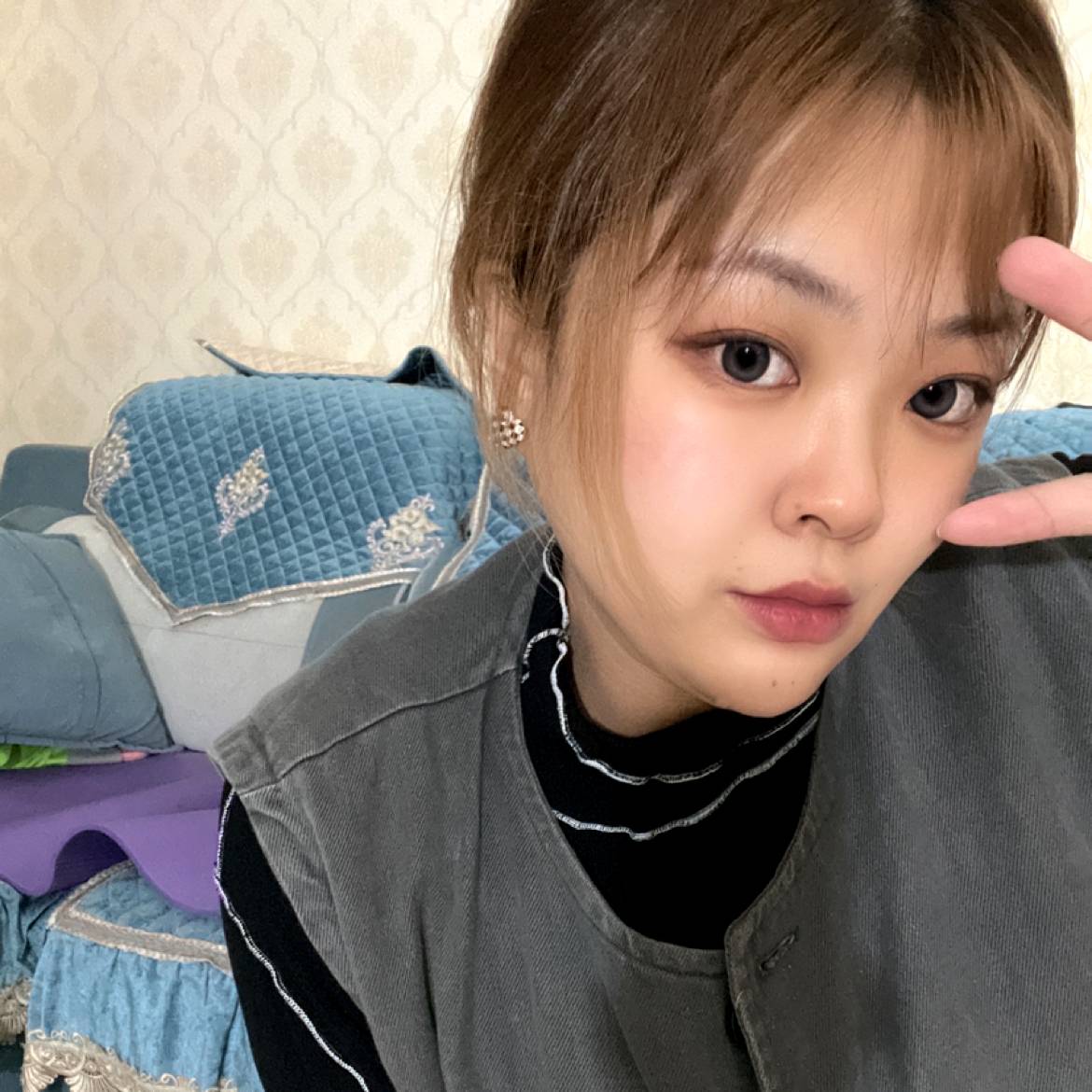 年轻演变太阳的照片