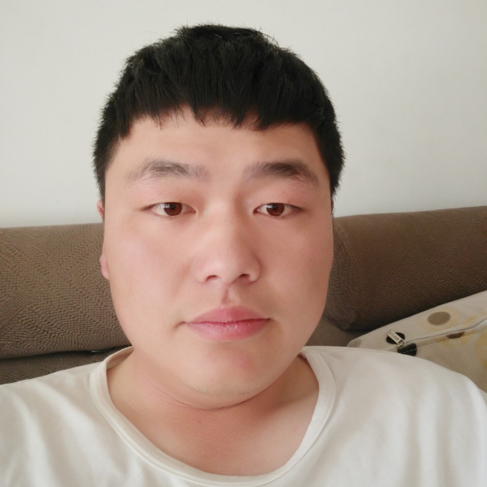 路人漫步隐形的照片