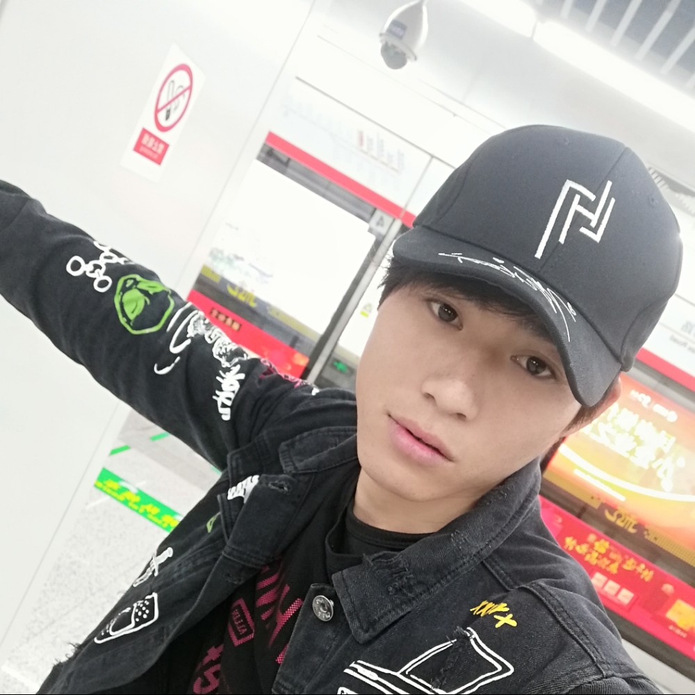 小鸽子潇洒的照片