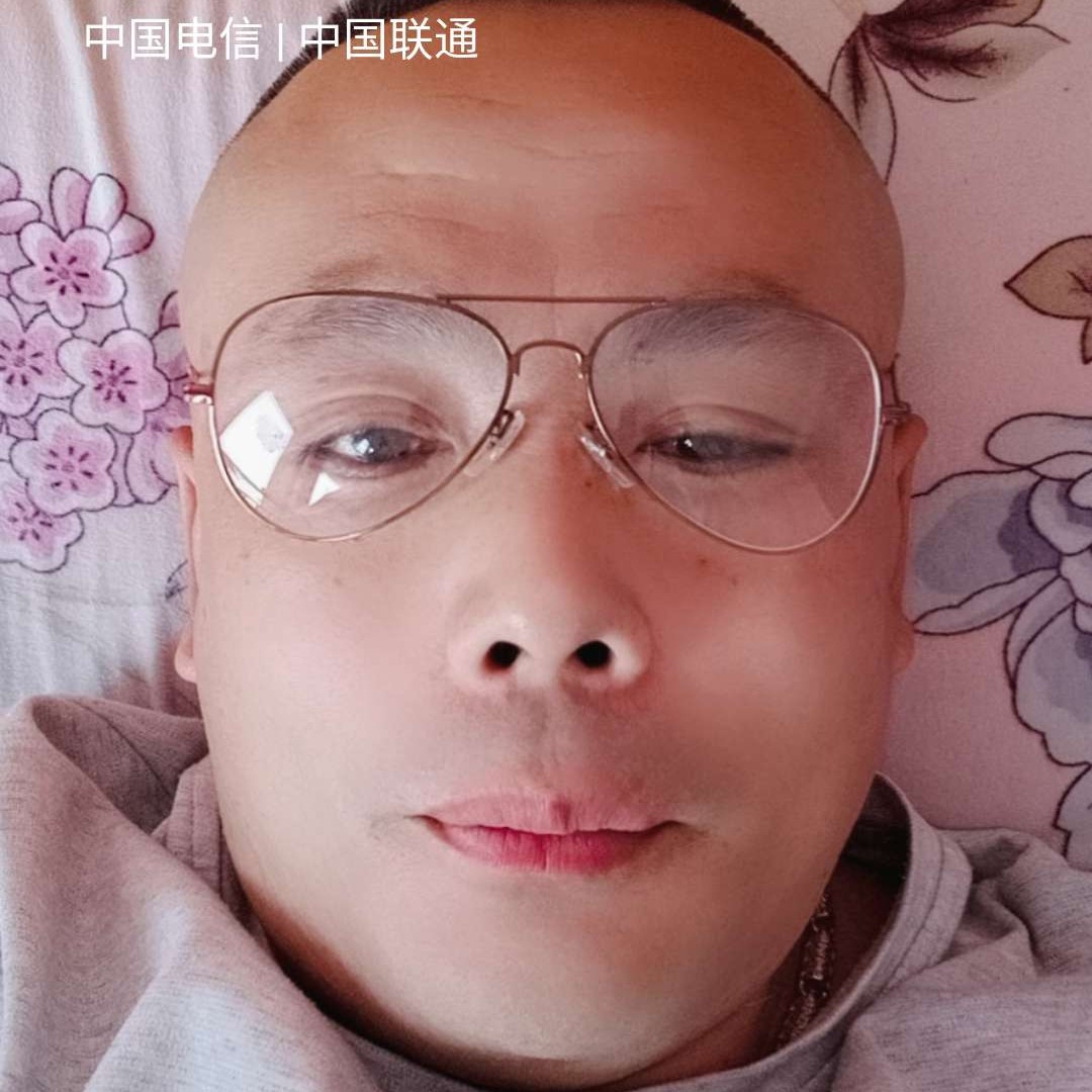 潇洒爱皮带的照片