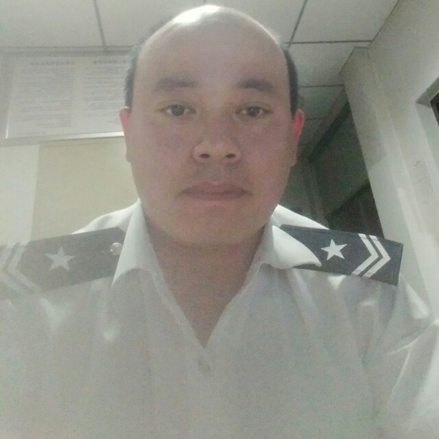 机智那磬音的照片