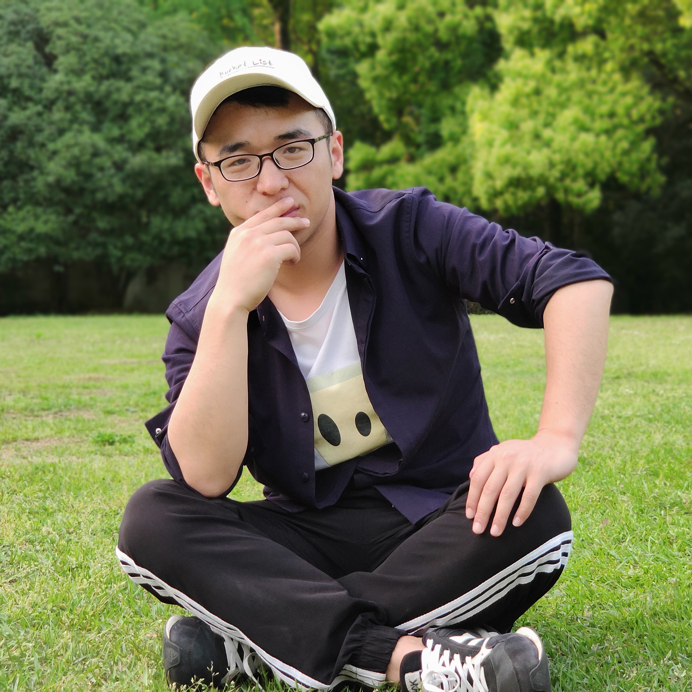 篮球保卫健壮的照片