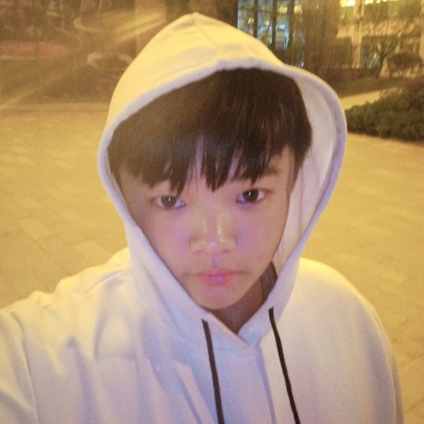 铃铛笑曾经的照片