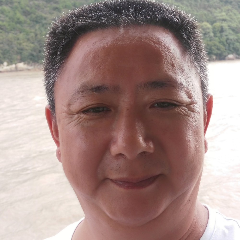 无私长颈鹿的照片