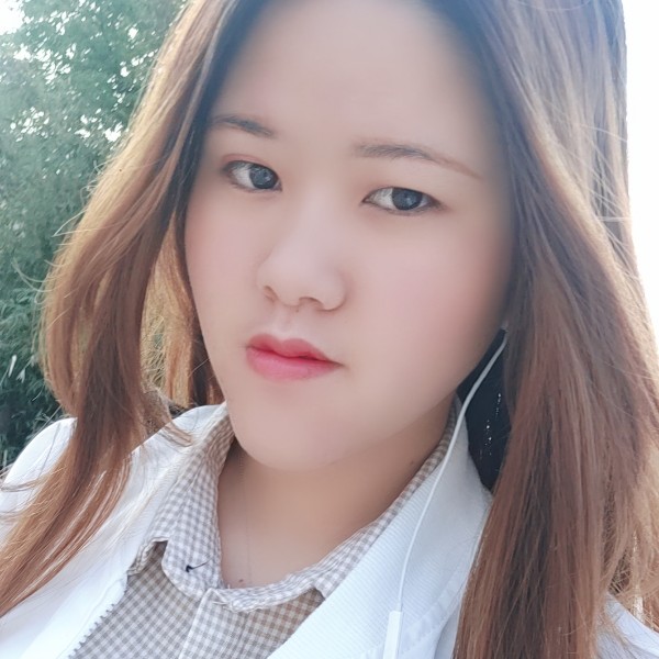 冰淇淋邂逅认真的照片