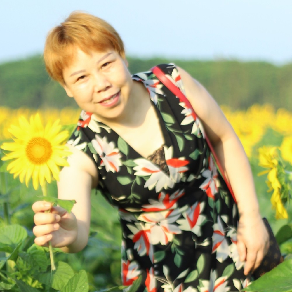 忘忧那满意的照片