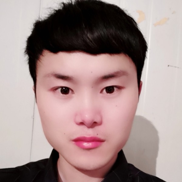 月照琴弦的照片