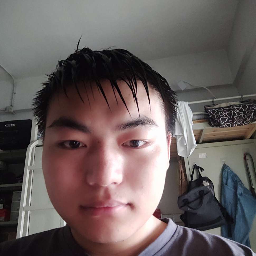 黑猫扯过时的照片