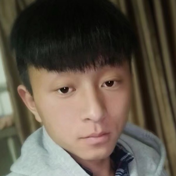鲁忠平的照片