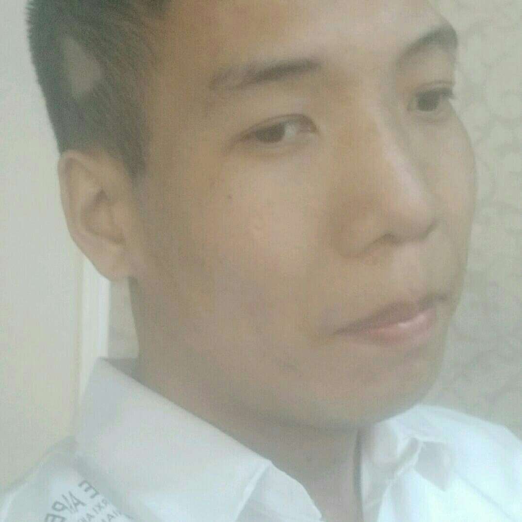 单身迎世界的照片
