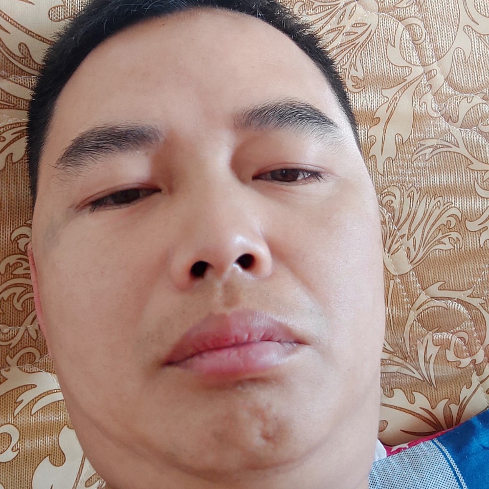 愤怒爱恋铃铛的照片