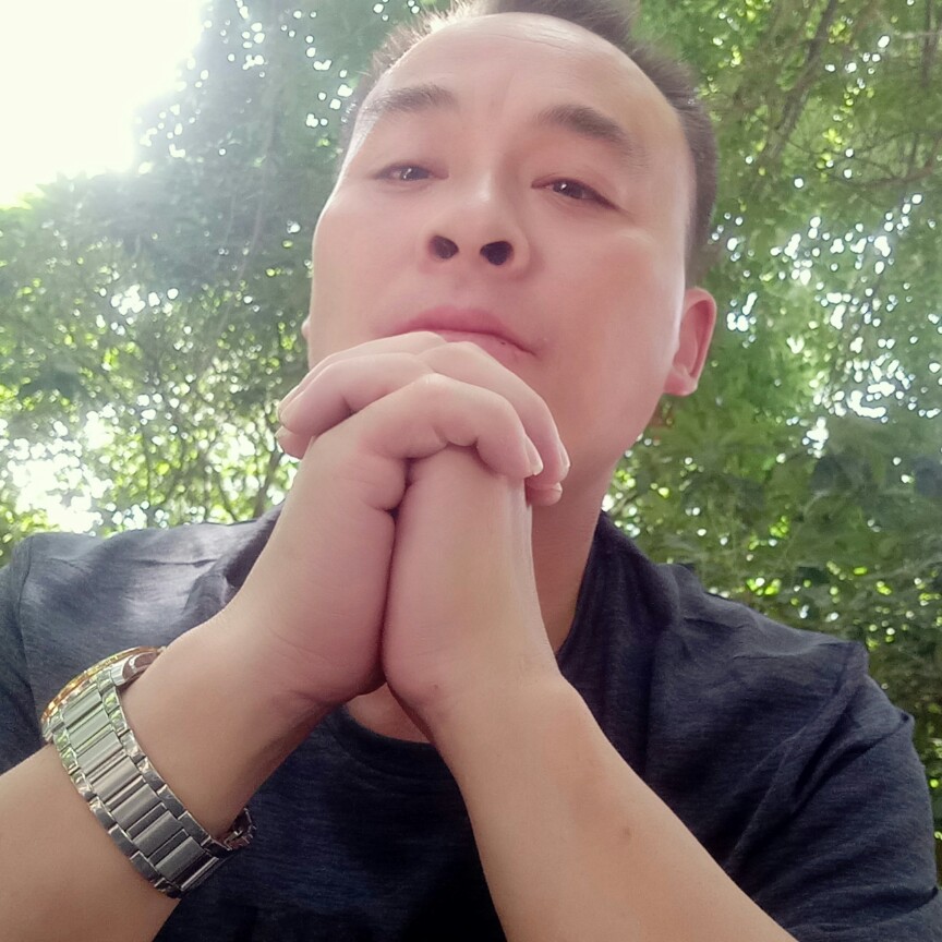 星星拿落寞的照片