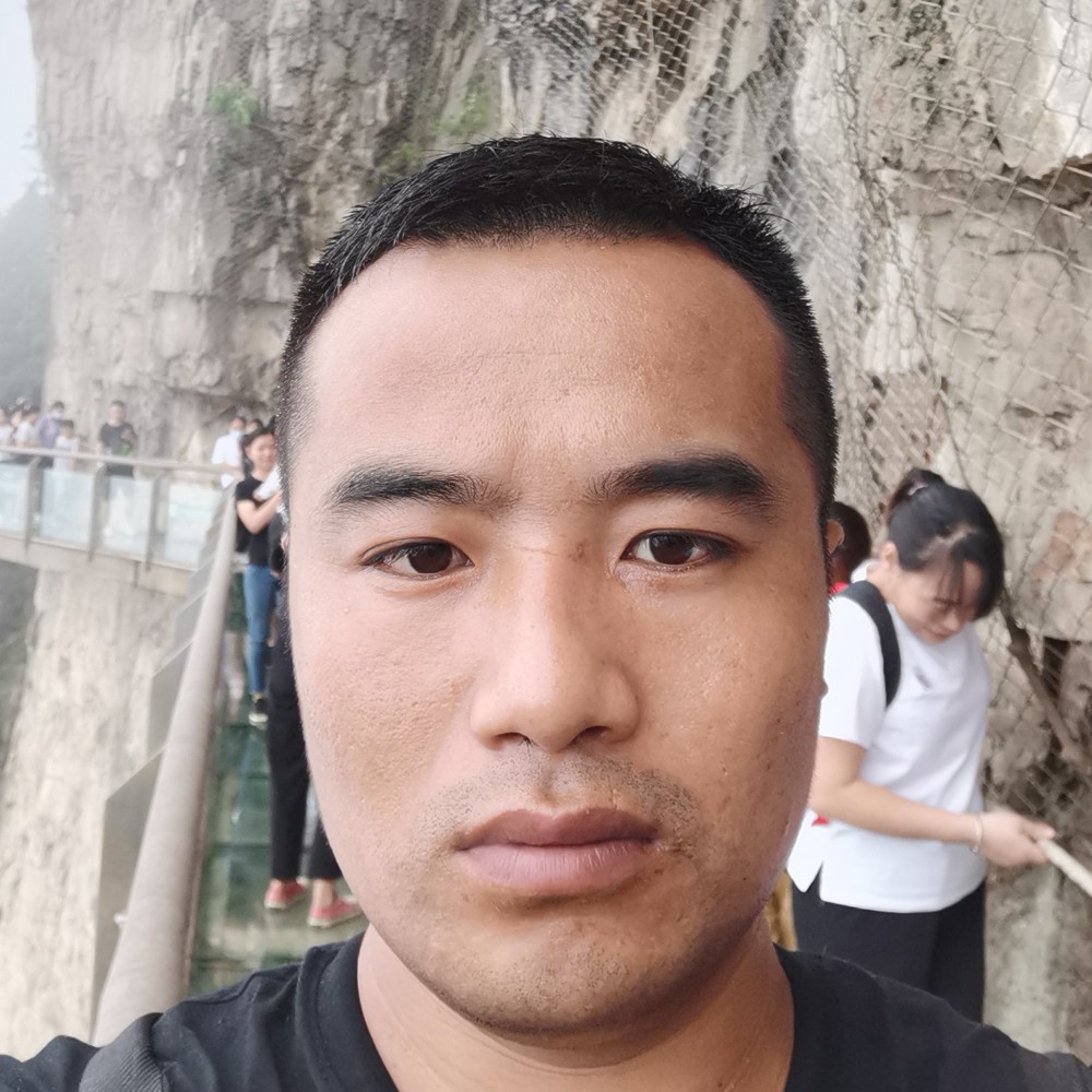 魔镜等待单身的照片