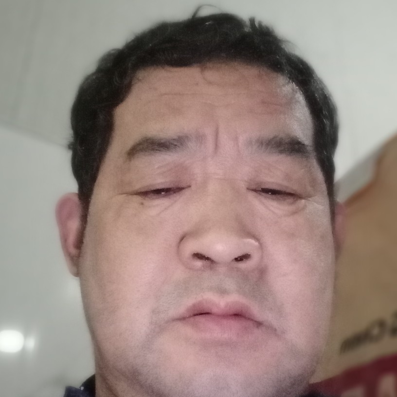 羽裳方简单的照片