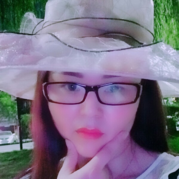 妩媚冰心的照片