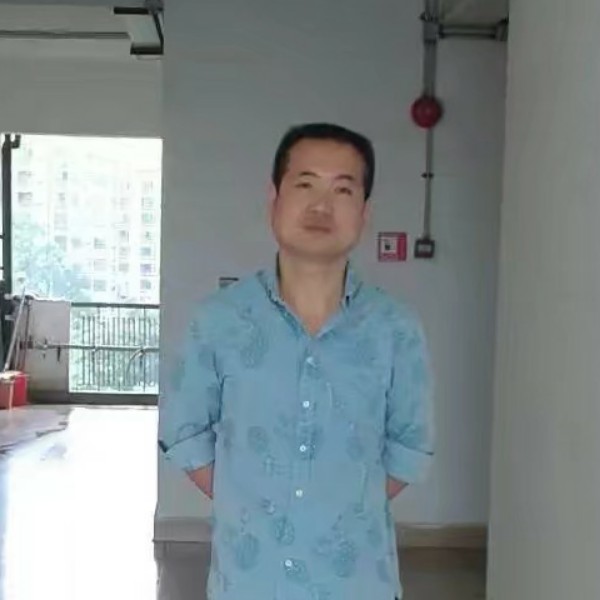 孤心浅吻多情的照片
