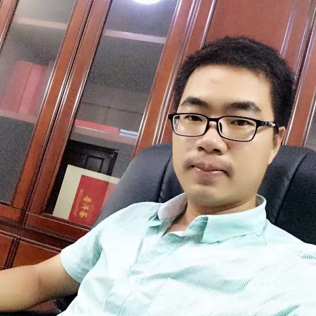 易韶华的照片