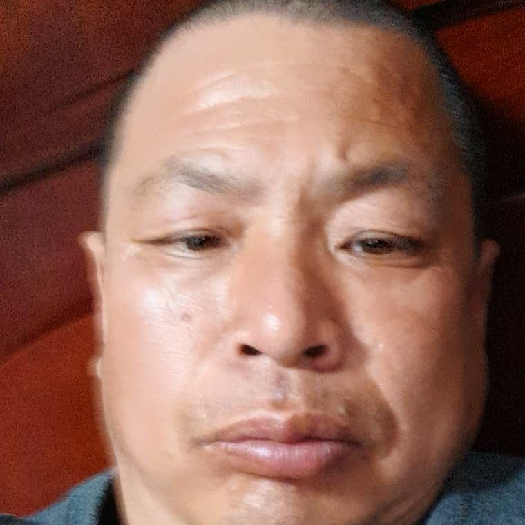 粗暴还店员的照片