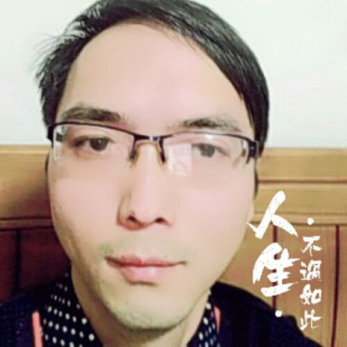 寂寞的保温杯的照片