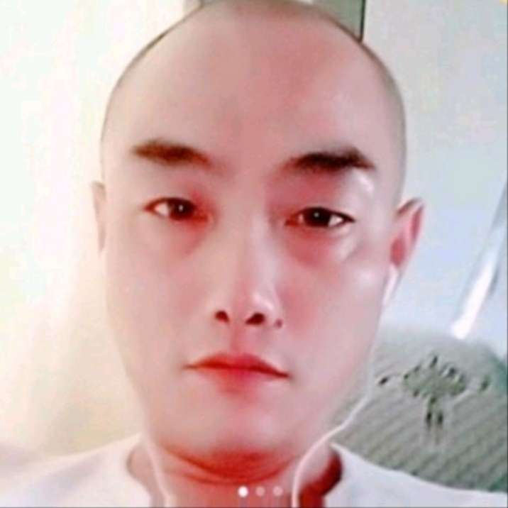 缓慢相许蓝天的照片