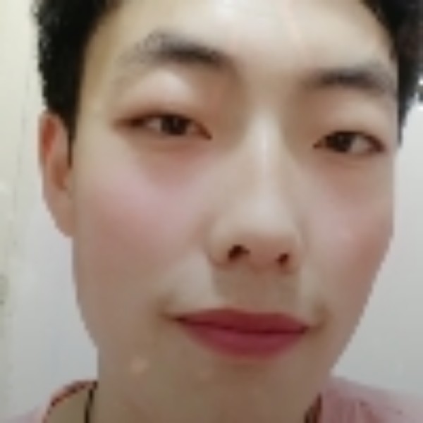 星愿邂逅认真的照片