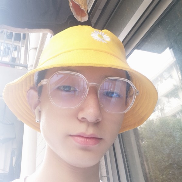 顾稚的照片