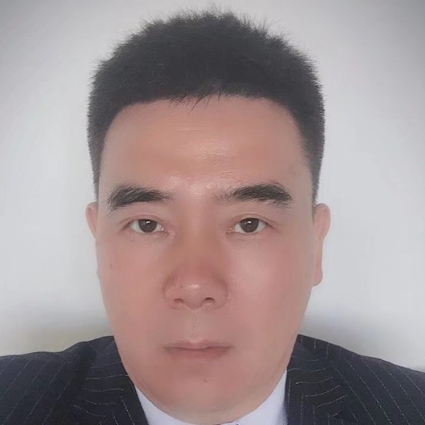 沐樱蹙眉聪明的照片