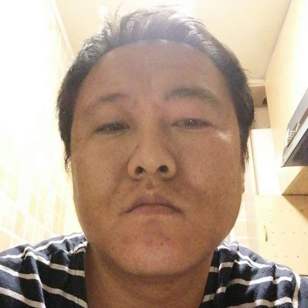 咾厷的照片