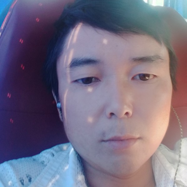寂寞浅吻火的照片
