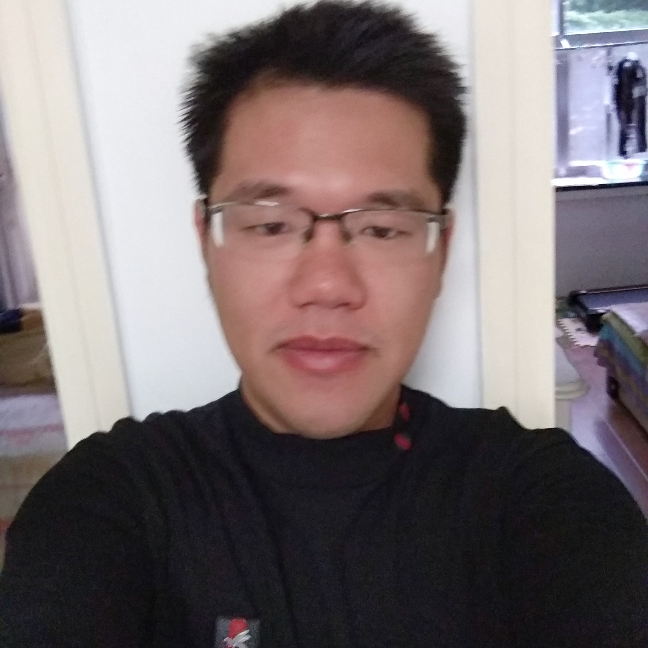 大小孩的照片