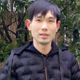 情话深拥兴奋的照片