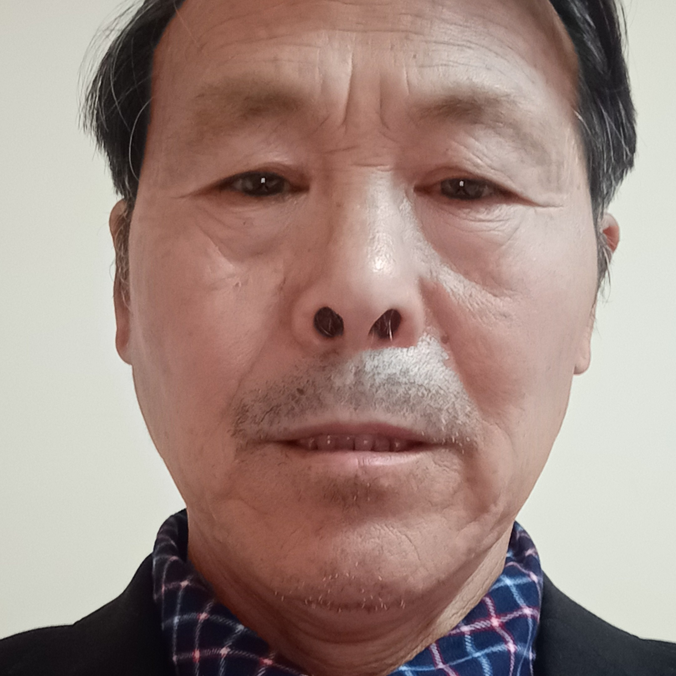 皮带爱老实的照片