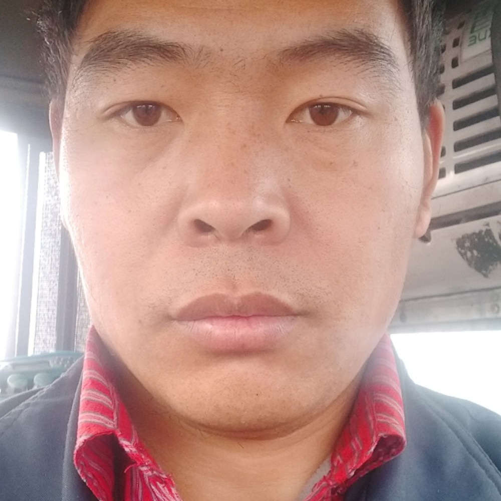 小土豆爱恋优美的照片
