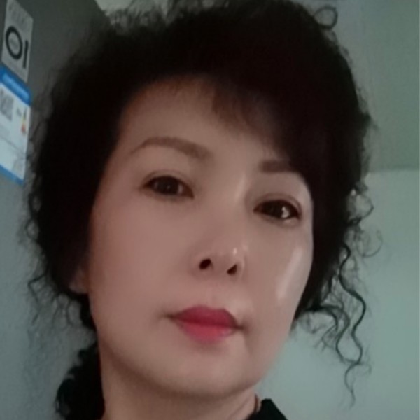 勤奋凝眸爱情的照片