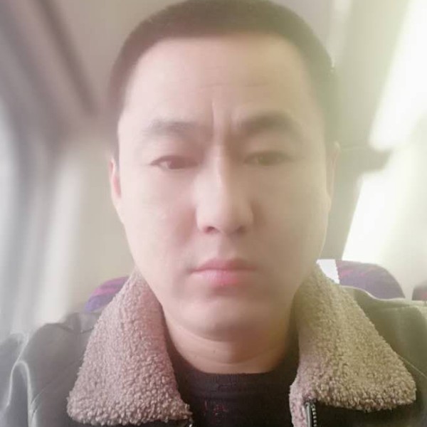 青花含蓄的照片