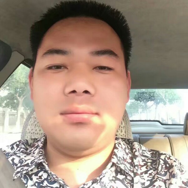 健忘路人的照片