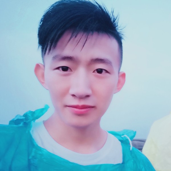 易拉罐Lawre的照片