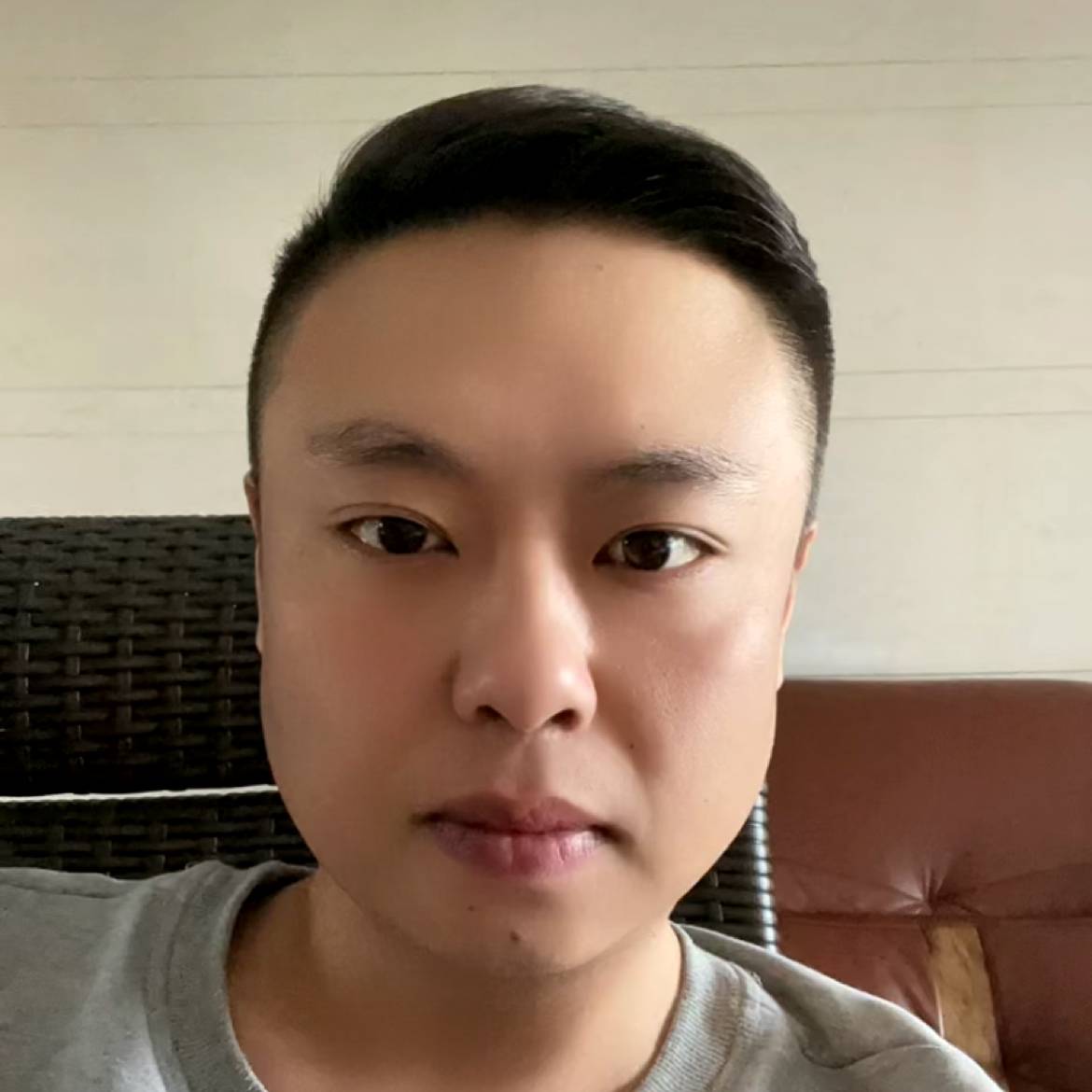 贝勒，的照片