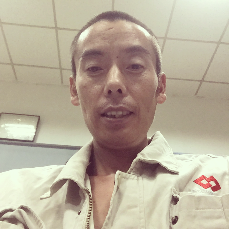 忠于中心的照片