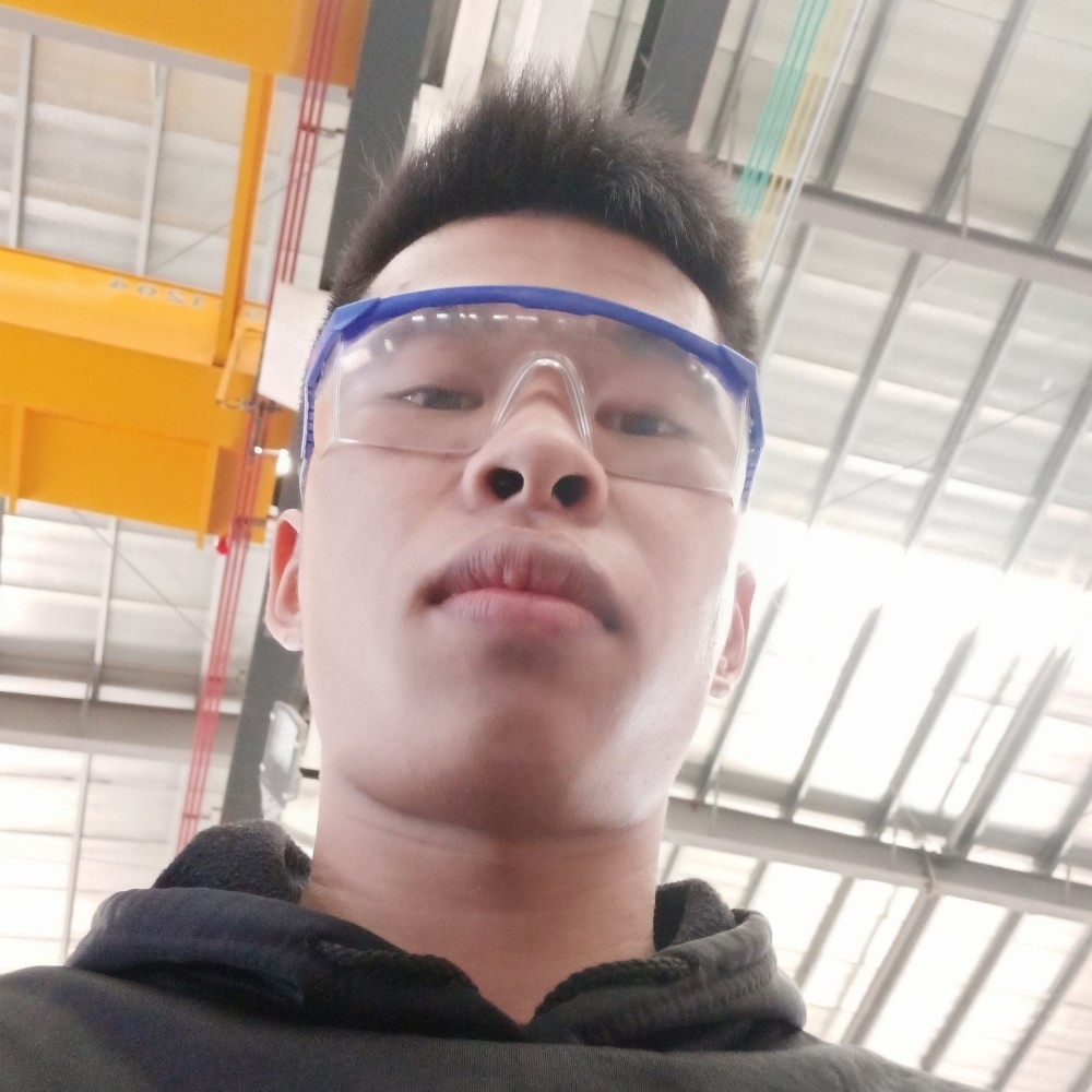冯世龙的照片