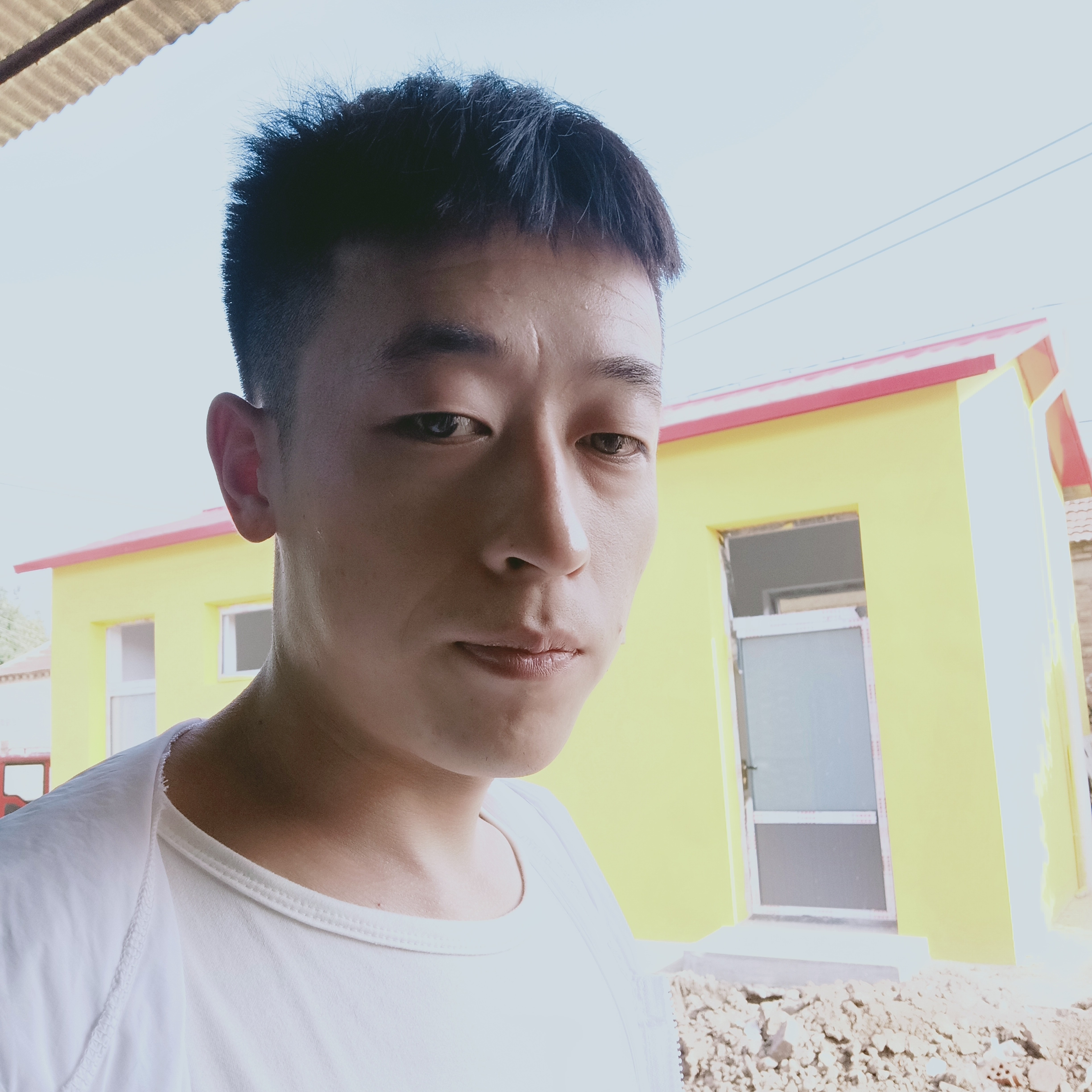 冷艳請逐风的照片