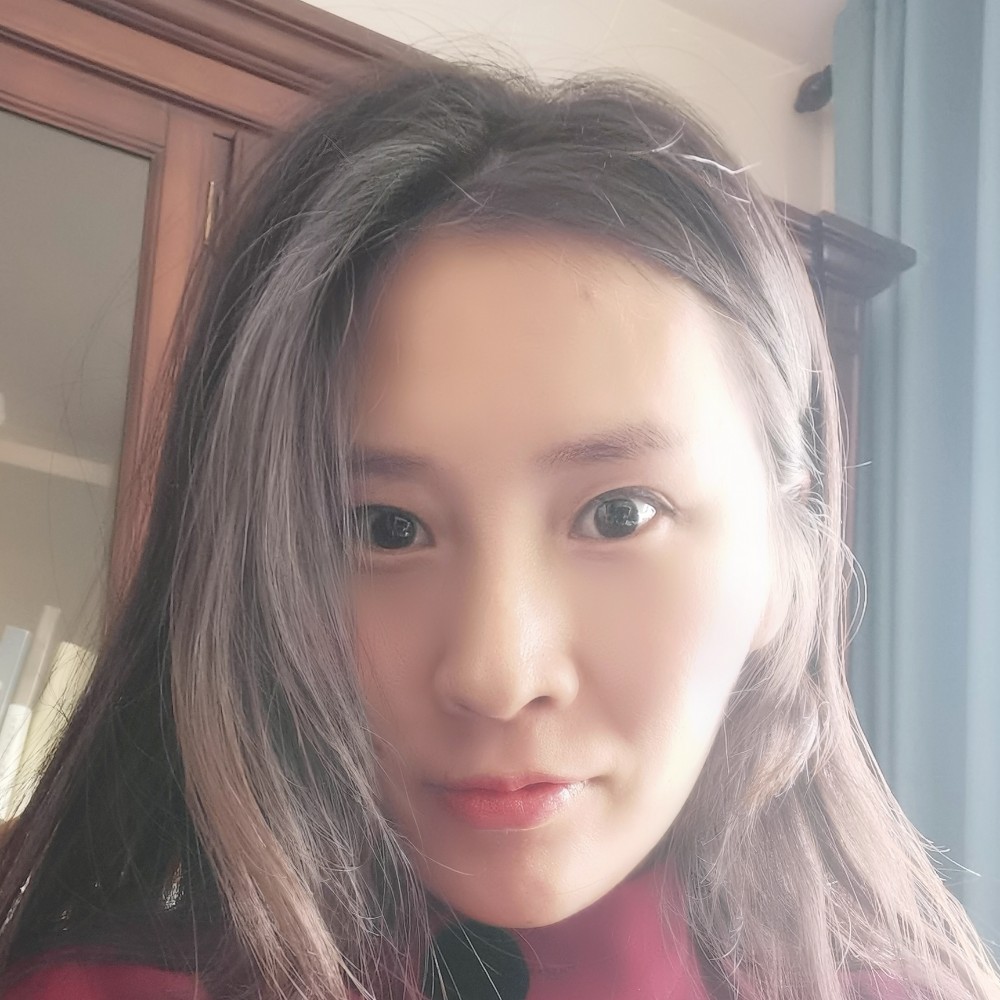 萝莉紧张的照片