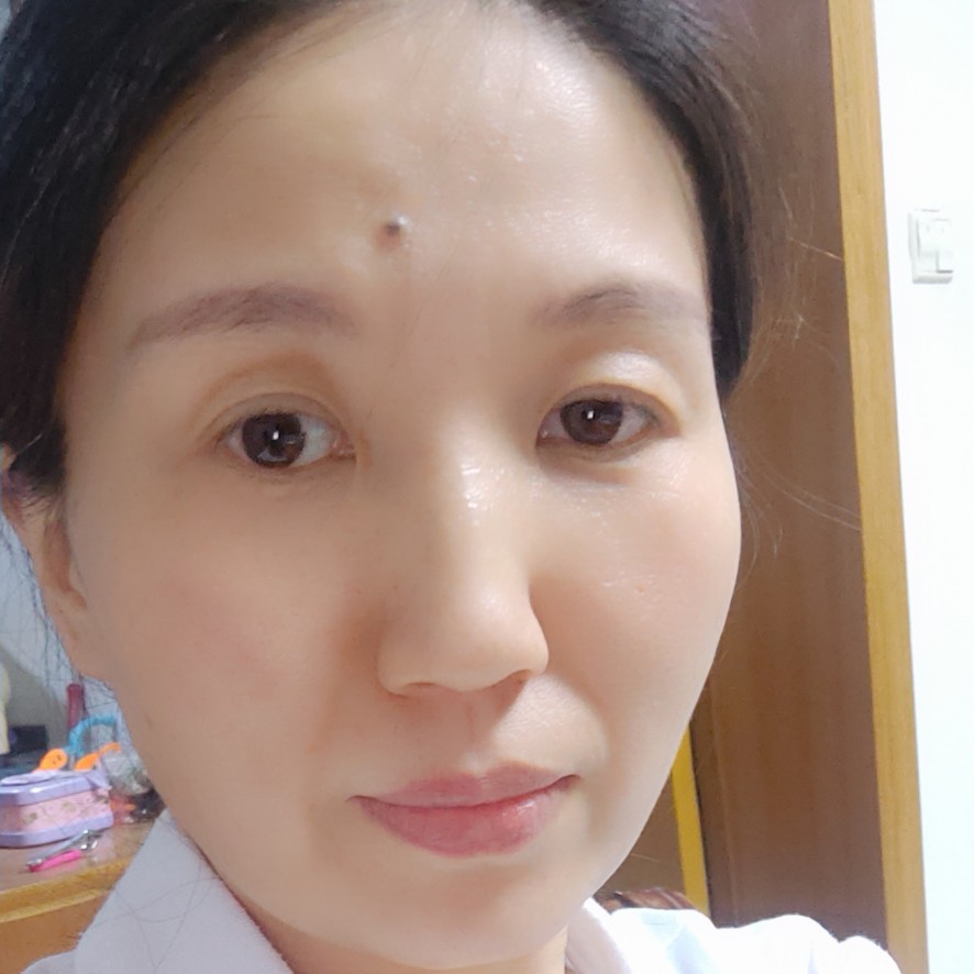 水壶吃醋漠然的照片
