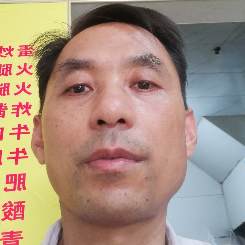 大方爱丝袜的照片