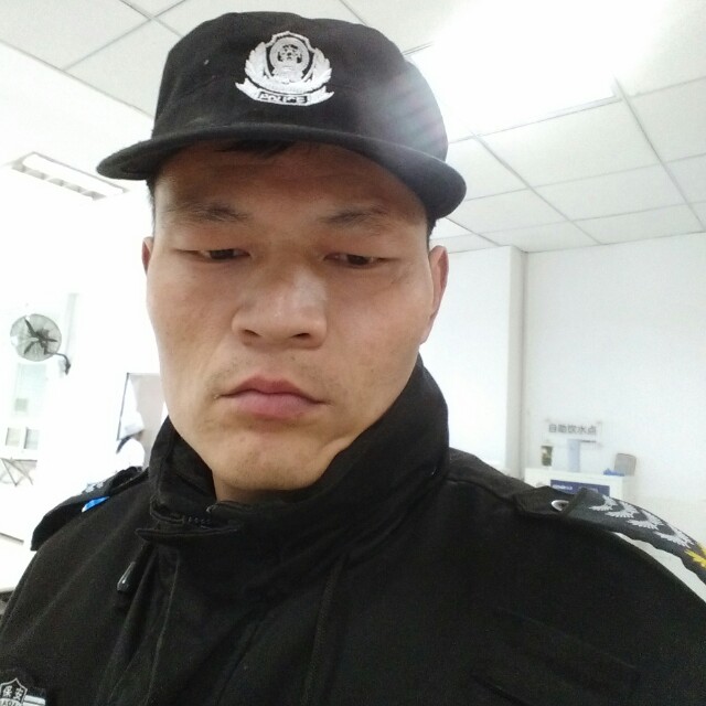 张亚锋的照片