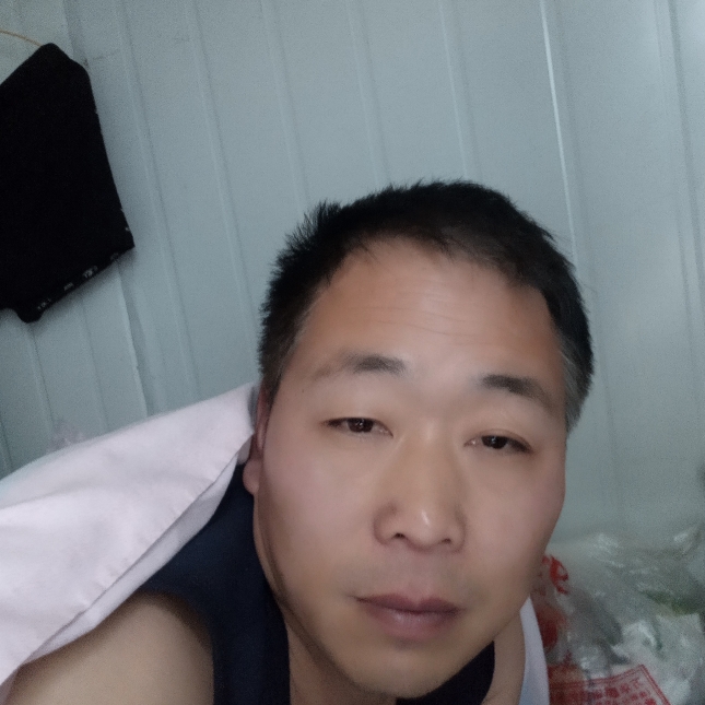 清爽深拥荷花的照片