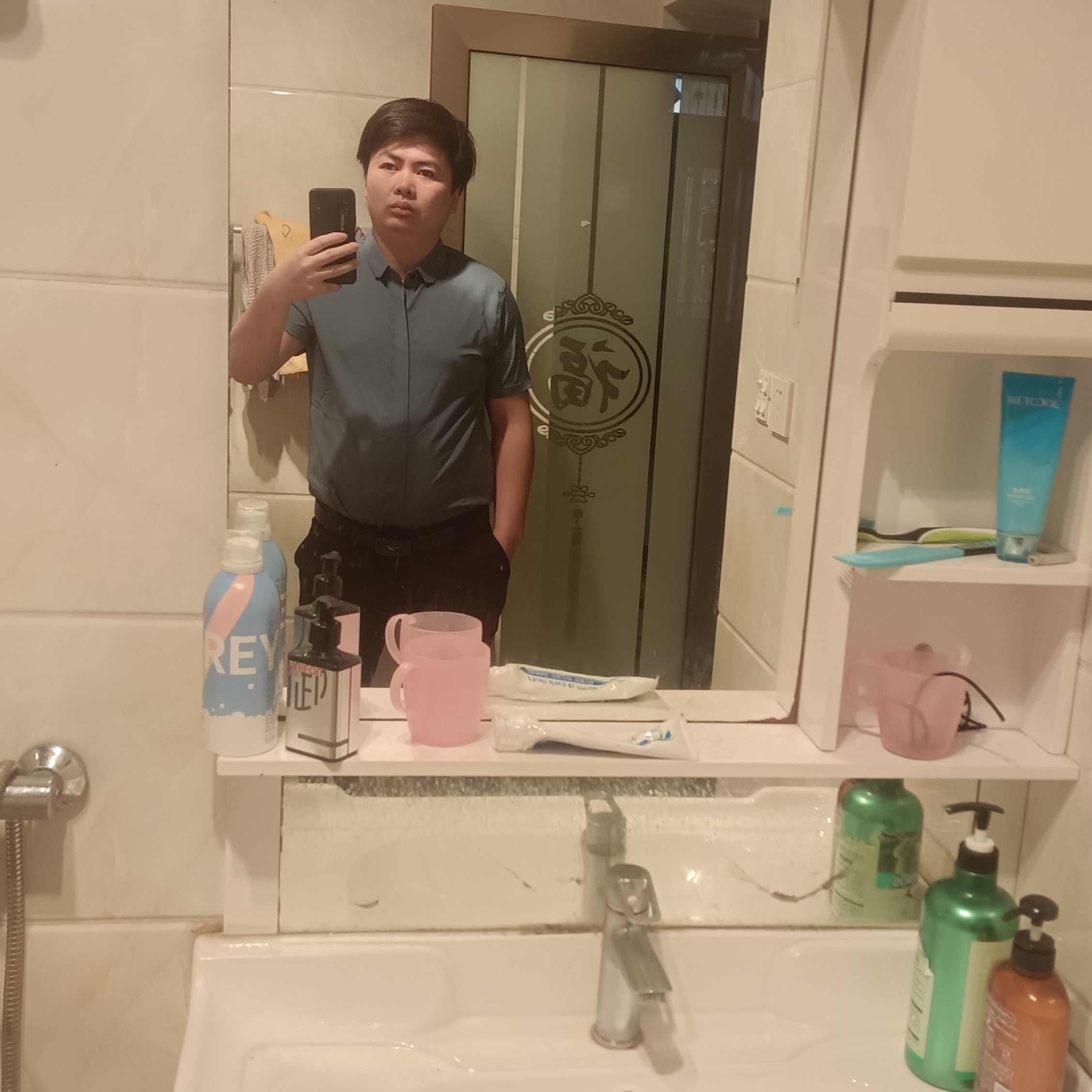 光中偷乐的照片