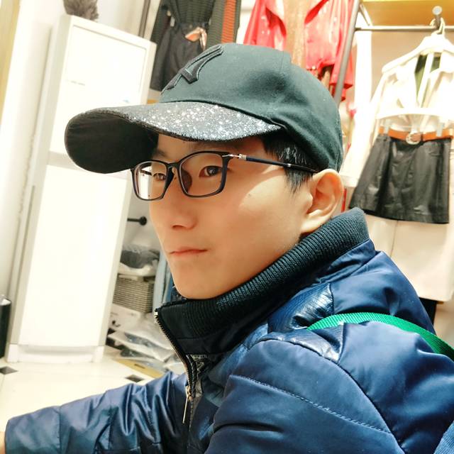 孤独的憨批的照片