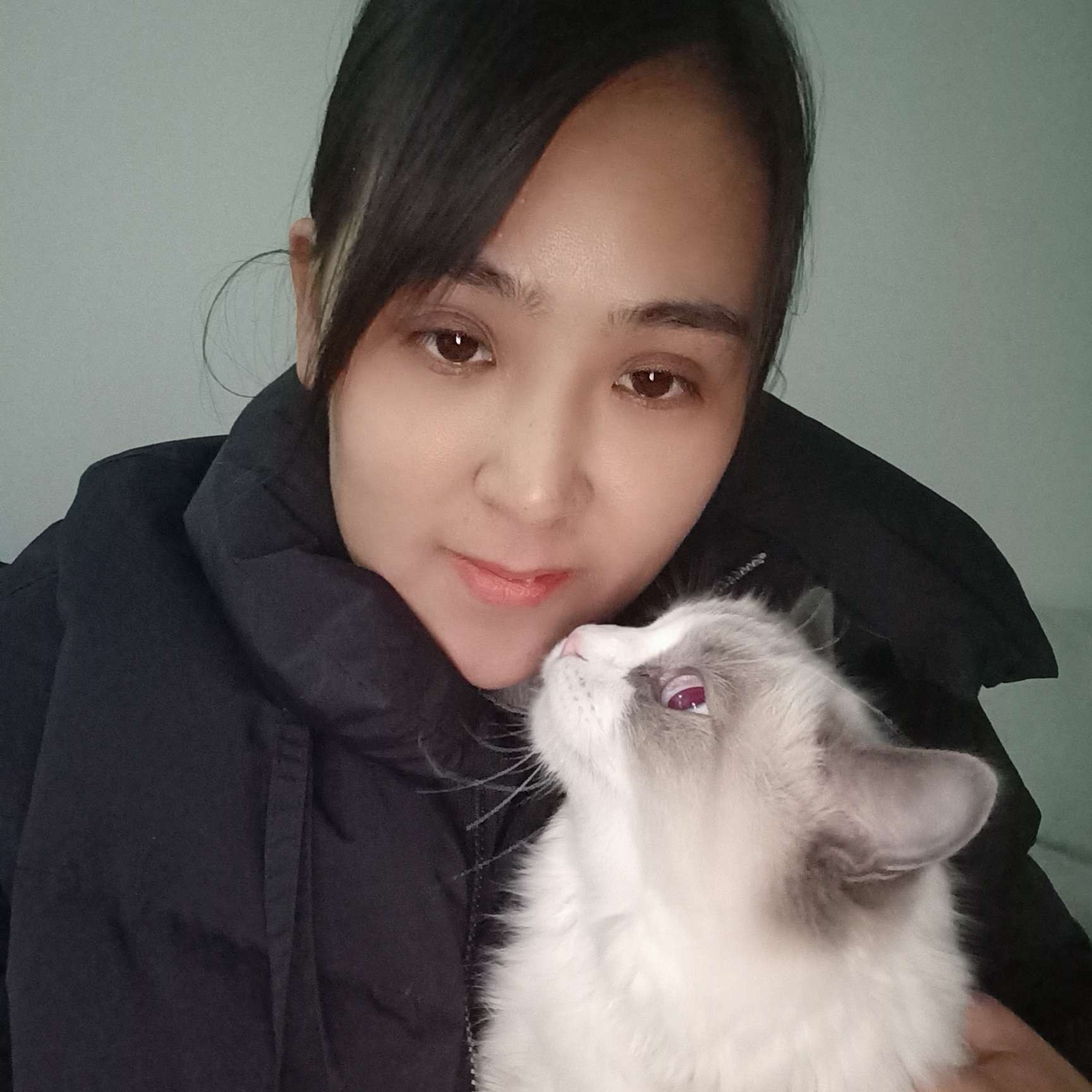 冰淇淋回眸怡然的照片