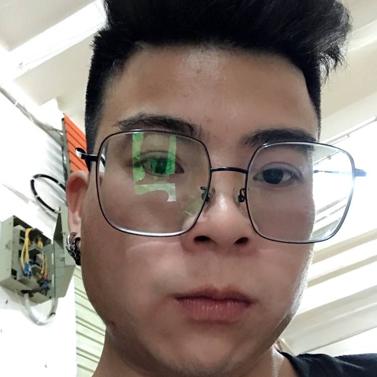 Ling Tom的照片